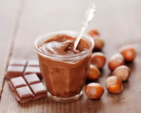 Pâte à tartiner maison aux noisettes et chocolat noir