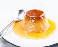 Cette recette portugaise plaît à tous. Ce dessert rappelle le flan au caramel.