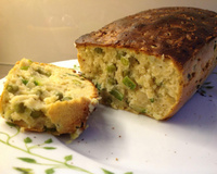 Cake aux courgettes et aux petits pois