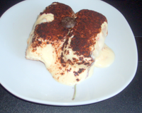 Faire l'appareil à tiramisu et imbiber les biscuits et faire le montage.