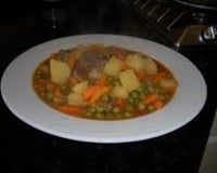 Viande bourguignonne et jardinière de légumes