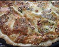 Une pizza très parfumée et savoureuse