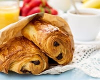Pains au Chocolat (Chocolatines)