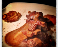 Magret de Canard à la sauce au Porto Blanc et ses pavés de purée au Cantal