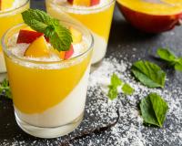 Repas de Noël : Mercotte partage sa recette de panna cotta à la mangue, un dessert tout en fraîcheur !