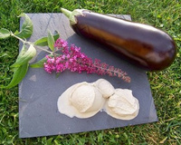 Glace à l'aubergine et à l'huile d'olive