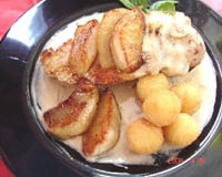 Poulet aux poires et roquefort