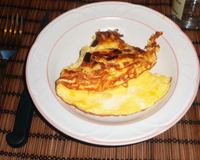 Recette typique du Sud Ouest, au printemps en utilisant les aillets qui sont de jeunes plants d'ail pas encore finis, avant que la tête d'ail ne se forme.