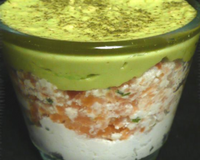Verrine à l'avocat, au saumon fumé & au fromage frais