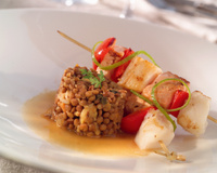 Lentilles et brochettes de poisson sauce gingembre