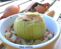 Oignons farcis aux champignons et aux petits lardons