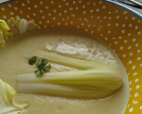 Velouté d'endives au maroilles
