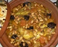Tajine de poulet aux oignons et raisins secs