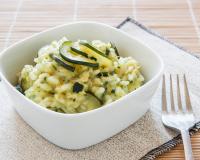 “Je l’ai faite plusieurs fois et c’est un vrai régal !” : cette recette de risotto aux courgettes notée 4.8/5  est la meilleure selon les lecteurs de 750g !