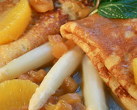 Crêpes aux asperges blanches et aux oranges, façon Suzette