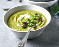 Cet ingrédient oublié permet de préparer une soupe économique et absolument délicieuse