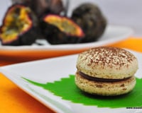 Macarons Chocolat et fruit de la Passion