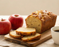 Notée 4,9/5, cette recette de cake aux pommes de grand-mère est idéale pour ce week-end