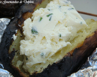 Pomme de terre sous la cendre sauce philadelphia