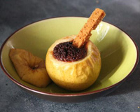 Pomme au four aux épices et chocolat