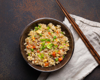 ”Le fried rice vite fait, bien fait du dimanche soir” : découvrez le plat fétiche du fils de Stéphanie Le Quellec pour finir la semaine