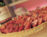 Tarte aux fraises au caramel de vin rouge