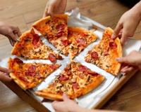 Voilà pourquoi vous devez absolument faire une soirée pizza par semaine