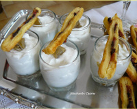 Creme de roquefort au gingembre confit, fingers feuilletes à la figue