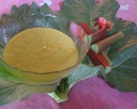 J'adore la rhubarbe et j'avais envie d'essayer cette recette 'The rhubarb curd' pour changer. Comme vous avez pû le remarquer il est bien rare que je suive la mode culinaire…