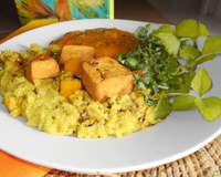 Nuggets de tofu au curry et son risotto aux légumes