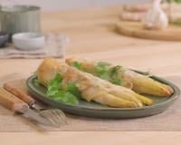 Asperges des Sables des Landes IGP en feuilles de brick et fromage aux herbes