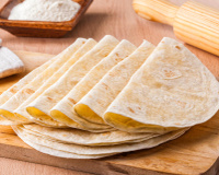 Apéritif : cette recette express à réaliser avec une tortilla va bluffer vos invités !