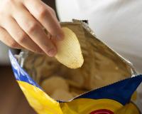 Les paquets de chips ne sont remplis qu'à moitié : voici pourquoi !