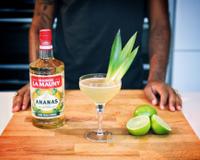 Munissez-vous d'un verre à cocktail.