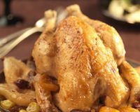 Poularde fermière des Landes rôtie aux fruits d'hiver caramélisés