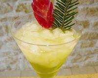 Un cocktail...très rafraichissant !