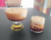 Petits gâteaux de semoule et raisins secs