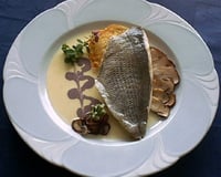 Filet de dorade rôti aux cèpes galette de pomme de terre