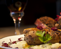 Voici des paupiettes de dinde aux abricots, au laurier, au vin blanc, au cognac,... façon mendiant mais riches en saveurs et fondantes ! Cette recette remporte la 1ère…