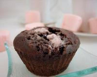 j'ai préparé des muffins à base de chocolat blanc et de chamallows, un vrai plaisir gourmand. D'ailleurs, ils n'ont pas fait long feu avec leur goût intense et leur texture…