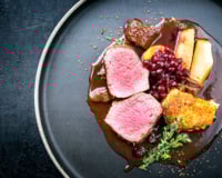 10 recettes de sauces festives et gourmandes pour sublimer votre viande à Noël