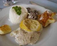 Cette recette est délicieuse, l'alliance d'une sauce aux morilles avec les filets de loup est sublime. Je les avais accompagnés d'un dôme de riz et d'un feuilleté à la…