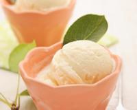 Si vous aimez les glaces bio un peu « alternatives », vous allez je pense craquer sur cette recette express sans crème, ni œufs, ni sucre: une pause gourmande « 0 complexe…