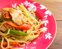 Nouilles sautées aux légumes
