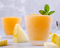 Sans sucre, ni colorant  : testez cette recette de granita au melon que vos enfants vont adorer