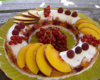 Savarin à la panacotta et gelée de fruit