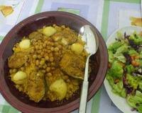 Vous le savez, mon couscous préféré est le couscous au poisson, plus précisément le couscous au mérou.Ce poisson fut ma première envie de femme enceinte, mais malheureusement…