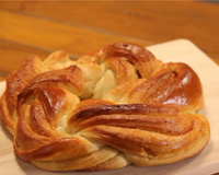 Braided bread