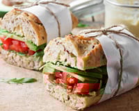 “C’est une bonne astuce pour plus de protéines et moins de gras” : une diététicienne partage sa sauce idéale pour les sandwichs !