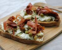 Bruschetta à la Fourme d'Ambert